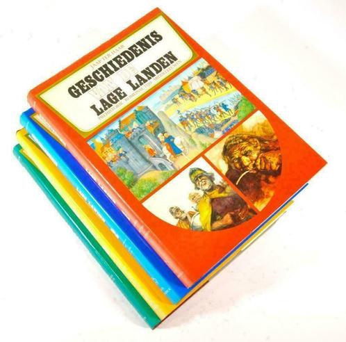 Boek 4x Geschiedenis van de Lage Landen D991, Boeken, Overige Boeken, Gelezen, Verzenden