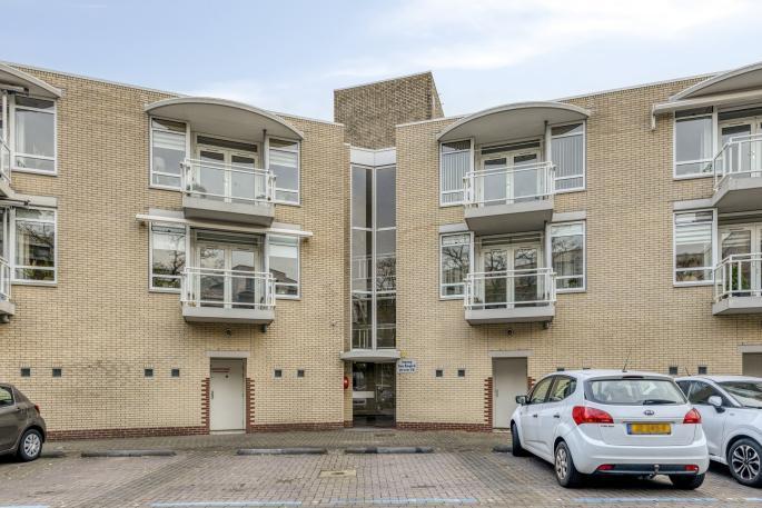 Appartement te huur in Hardinxveld-Giessendam - 84 m² - 4, Huizen en Kamers, Huizen te huur, Zuid-Holland, Appartement