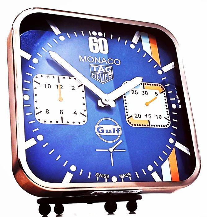 Wandklok - TAG Heuer MONACO Gulf - Glas, Aluminium, Metaal -, Antiek en Kunst, Antiek | Klokken