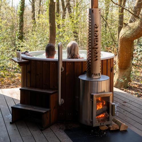 Hottub met jets en bubbels |Houtgestookt, elektrisch en meer, Tuin en Terras, Bubbelbaden en Hottubs, Nieuw, Afdekzeil, Filter