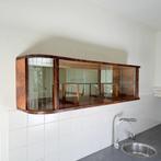 Art deco hangvitrine “Sarah” met glazen schap, 100 tot 150 cm, Ophalen of Verzenden, Zo goed als nieuw, Met plank(en)