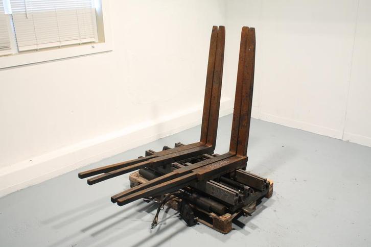 Kaup Vorkenversteller Dubbel, Zakelijke goederen, Machines en Bouw | Heftrucks en Intern transport, Verzenden