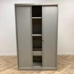 Tweedehands roldeurkast / archiefkast vv 2 legborden en 1, Huis en Inrichting, Kasten | Roldeurkasten en Archiefkasten, Ophalen of Verzenden