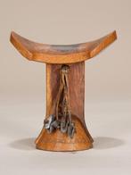 Hoofsteun — Kaara / Hamer / Banna, Ethiopië — Hout & leer —, Antiek en Kunst