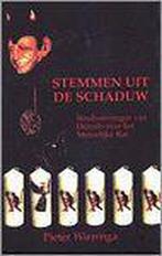 Stemmen uit de schaduw 9789075568066 P. Wierenga, Verzenden, Gelezen, P. Wierenga