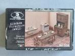 Royal Model 556 Möbel - Kitchen Furniture (WWII) 1:35, Hobby en Vrije tijd, Modelbouw | Figuren en Diorama's, Nieuw, Verzenden