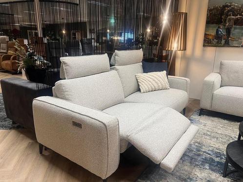 Nieuwe relaxbank in vele kleuren en maten leverbaar, Huis en Inrichting, Banken | Complete zithoeken, Nieuw, Stof