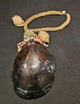 Halsketting (1) - Schelp - Papoea-Nieuw-Guinea