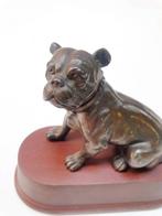sculptuur, Statue animalière Bouledogue assis - Art déco -