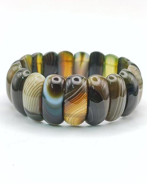 Prachtige natuurlijke groene en witte zebra/gestreepte agaat, Verzamelen, Mineralen en Fossielen