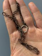 Curieuze antieke Vittoria-ketting voor zakhorloge in metaal,