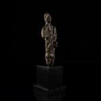 Oud-Romeins Atis-figuur in brons met Frygische muts – Figuur