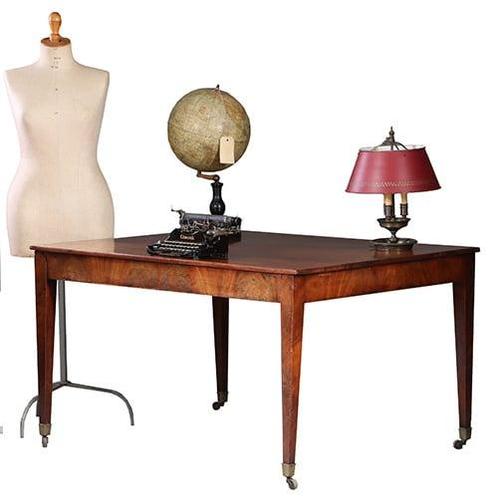 Louis Seize werktafel op strakke tapse poten bloemmahonie ra, Antiek en Kunst, Antiek | Meubels | Tafels, Ophalen of Verzenden