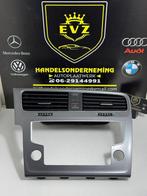 VW Golf 7/VII 2016 navigatie omranding+luchtrooster midden, Auto-onderdelen, Gebruikt, Volkswagen
