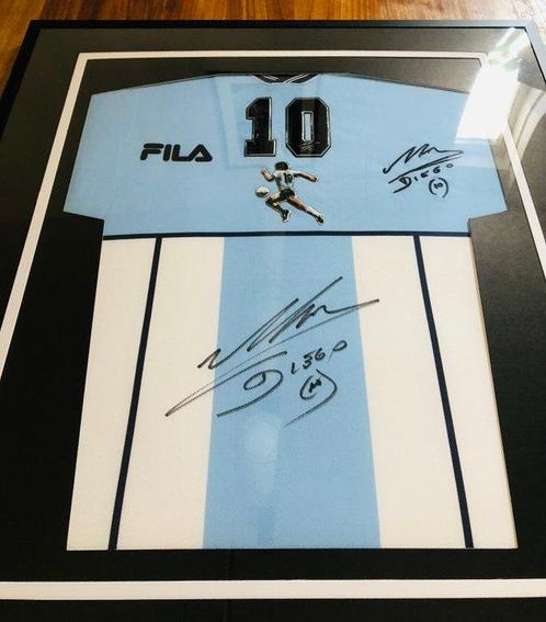 Diego Maradona - Official Signed Testimonial Jersey, Verzamelen, Overige Verzamelen