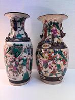 Vaas - Porselein - China - Qing Dynastie (1644-1911) - 2, Antiek en Kunst