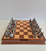 Schaakspel - De Danbury Mint Armada schaakset. - Tin