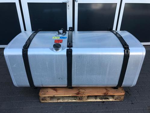 Brandstoftank Scania 700 Liter 2568895, Auto-onderdelen, Vrachtwagen-onderdelen, Gebruikt, Scania, Brandstofsystemen, Ophalen