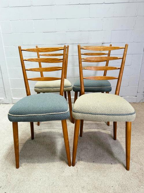 Eetkamerstoelen van Stevens, Huis en Inrichting, Stoelen, Vier, Overige kleuren, Zo goed als nieuw, Hout, Stof, Ophalen of Verzenden
