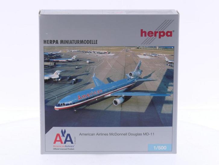Schaal 1:500 Herpa 503389 American Airlines  - McDonnell..., Hobby en Vrije tijd, Modelbouw | Vliegtuigen en Helikopters, Gebruikt