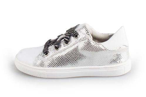 IK-KE Sneakers in maat 26 Wit | 10% extra korting, Kinderen en Baby's, Kinderkleding | Schoenen en Sokken, Jongen of Meisje, Zo goed als nieuw