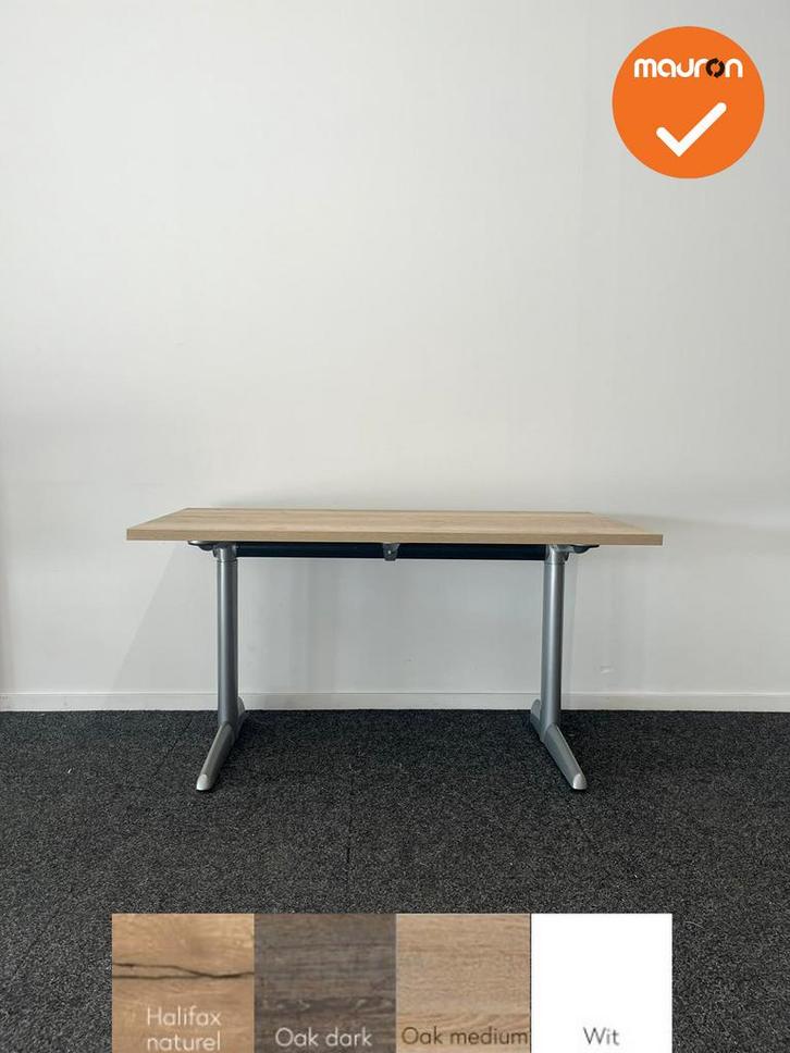 Ahrend 500 Elektrisch verstelbaar bureau - Nieuw blad naar k, Zakelijke goederen, Kantoor en Winkelinrichting | Kantoormeubilair en Inrichting