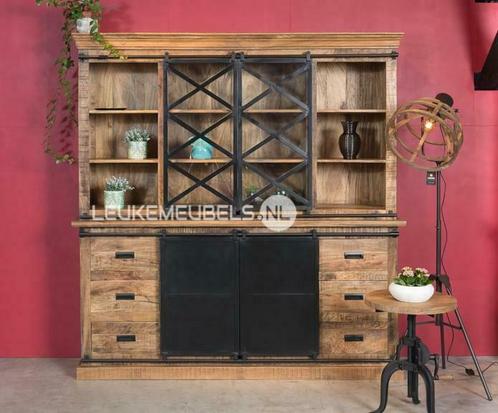 Buffetkast Emma 200 x 220 cm Mangohout + staal (OP VOORRAAD), Huis en Inrichting, Kasten | Buffetkasten, 25 tot 50 cm, Met lade(s)