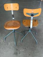 Stoel (2) - Hout, Metaal - Vintage industriële stoelen