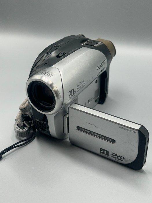 Sony Handycam DCR-DVD92E – Caméscope Mini DVD – Zoom 20x, Verzamelen, Fotografica en Filmapparatuur