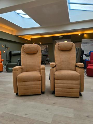 Fitform vario 570 sta op stoelen, set van 2 dezelfde ACTIE! beschikbaar voor biedingen