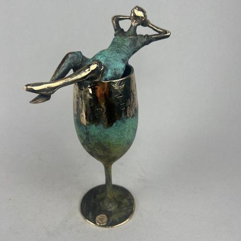 Iwa Kraj - No comment needed.. (Bronze), Antiek en Kunst, Kunst | Designobjecten