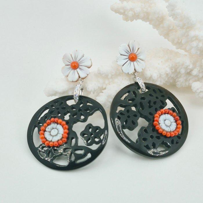 Bloedkoraal - Zilver - Oorbellen - HOUTEN BRACELET EN KORAAL, Antiek en Kunst, Curiosa en Brocante