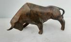 P. Chenet - Figuur - Stier - 23 cm - Brons