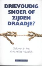 Drievoudig snoer of zijden draadje 9789063183561, Boeken, Verzenden, Gelezen, Bram de Blouw