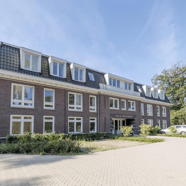 appartement in Blaricum gevonden voor €1598,- pm, Huizen en Kamers, Huizen te huur, Direct bij eigenaar, Appartement