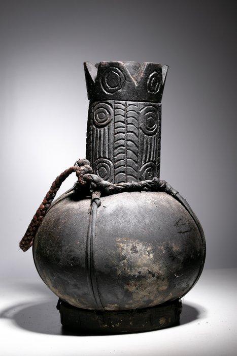 Zeldzame trofee Ngu - Bamoun - Kameroen, Antiek en Kunst, Kunst | Niet-Westerse kunst