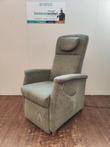 Sta- Op stoel Elevo 580 45cm in een prachtig groene kleur.