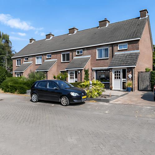 4-Kamerwoning met Grote Woonoppervlakte gevonden in Son-en-b, Huizen en Kamers, Huizen te huur, Direct bij eigenaar, (Studenten)kamer