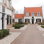 Geschakelde woning met tuin, luxe badkamer en parkeerplaats, Huizen en Kamers, 50 m² of meer, Overige regio's