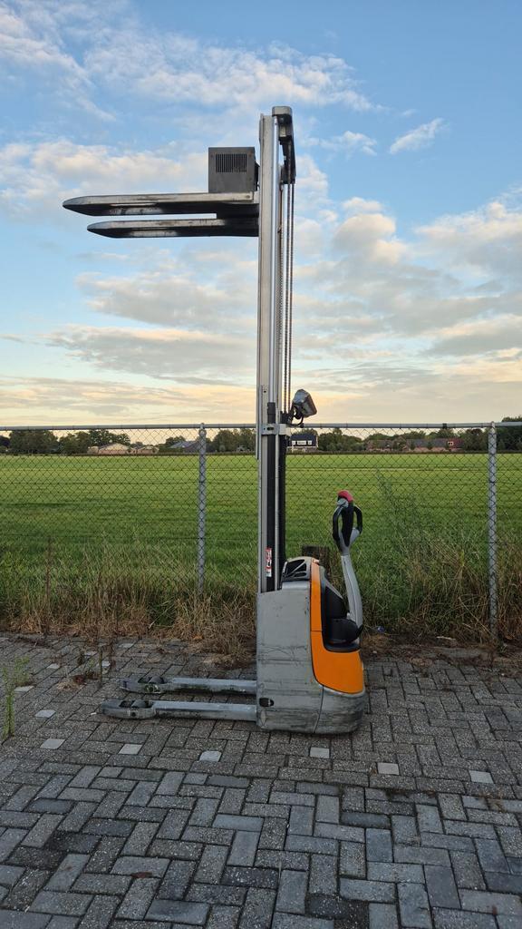 Super nette STILL stapelaar, Zakelijke goederen, Machines en Bouw | Heftrucks en Intern transport, Stapelaar, Elektrisch, 1000 tot 2000 kg