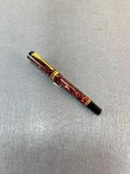 Parker - Parker Duofold International in red marbled resin -, Verzamelen, Nieuw