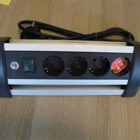 (MDK-103180) Meyer opbouw stekkerblok 4 contactpunten, Hobby en Vrije tijd, Elektronica-componenten, Nieuw, Ophalen of Verzenden
