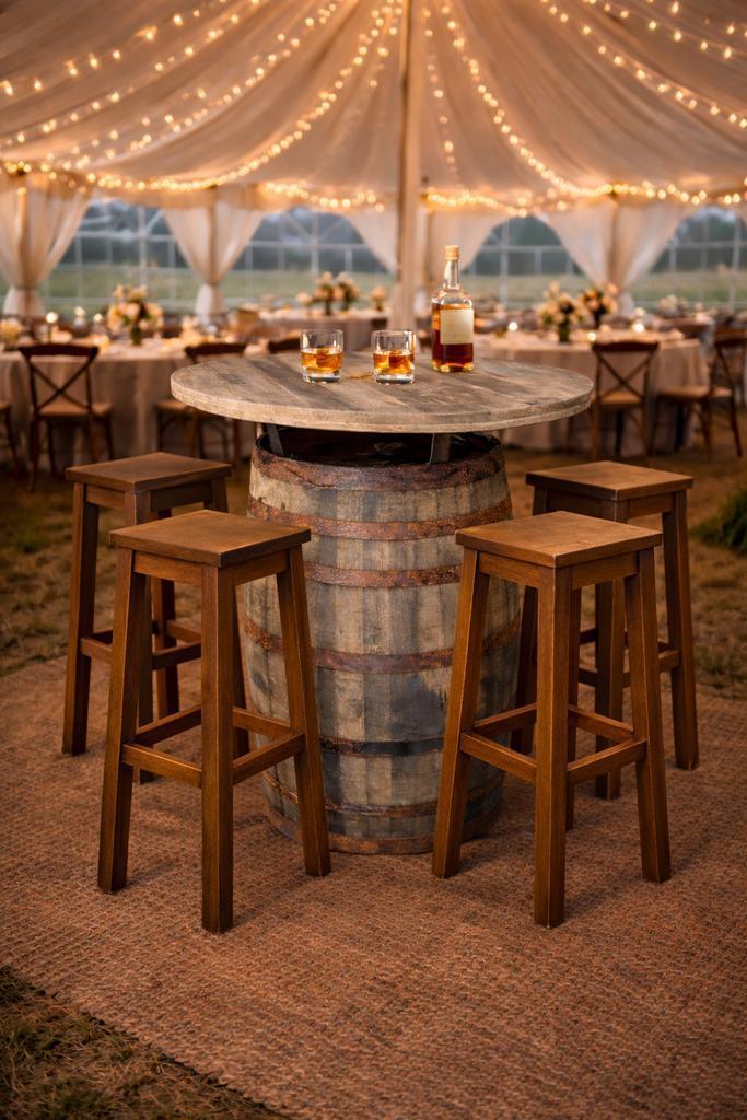 Diverse statafels - bartafels van eiken wijn- en whiskyvaten, Tuin en Terras, Regentonnen, 150 liter of meer, Met kraantje, Nieuw