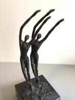Corry Ammerlaan - sculptuur, “ Together “ - 19 cm - alloy