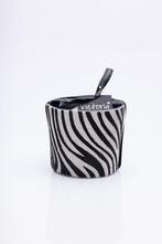 Victoria with love - Hairy zebra zwart, Huis en Inrichting, Woonaccessoires | Kandelaars en Kaarsen, Ophalen of Verzenden, Nieuw