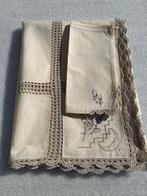 Tafelkleed (7) - 168 cm - 128 cm - De Franse elegantie, Antiek en Kunst, Antiek | Kleden en Textiel