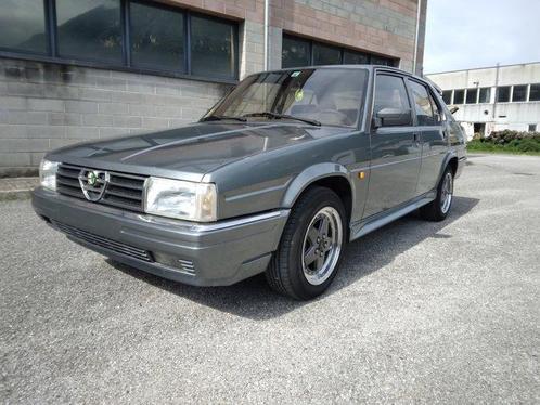 Alfa Romeo - 90 2.5 v6 Quadrifoglio Oro Campione - Zender, Auto's, Oldtimers