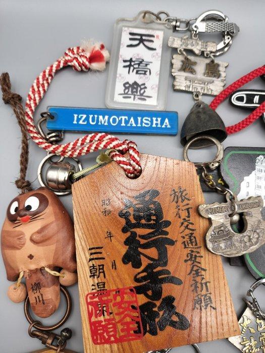 Sleutelhanger - Japanse souvenir sleutelhanger, Antiek en Kunst, Antiek | Speelgoed