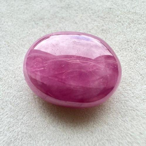 Zonder Minimumprijs - 1 pcs Rood, Roze Robijn - 12.91 ct -, Verzamelen, Mineralen en Fossielen