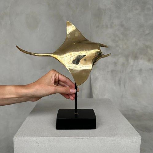 sculptuur, NO RESERVE PRICE - Manta Ray Sculpture - 28 cm -, Antiek en Kunst, Kunst | Designobjecten